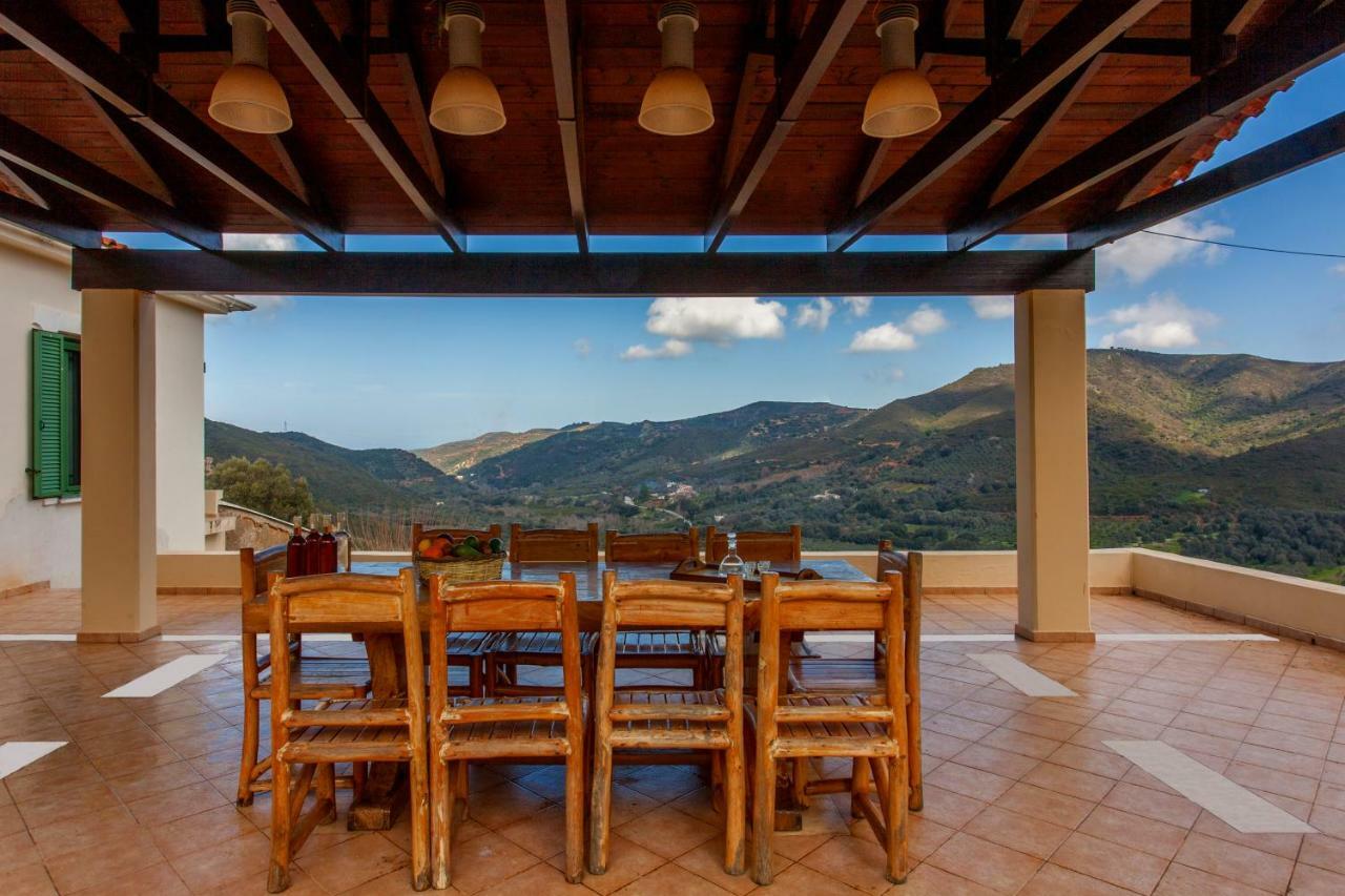 Derés Augusta Country House מראה חיצוני תמונה